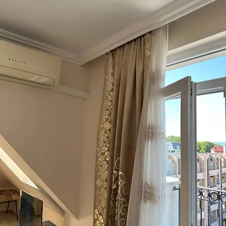 болгария с бассейном рядом море * 阳光海滩